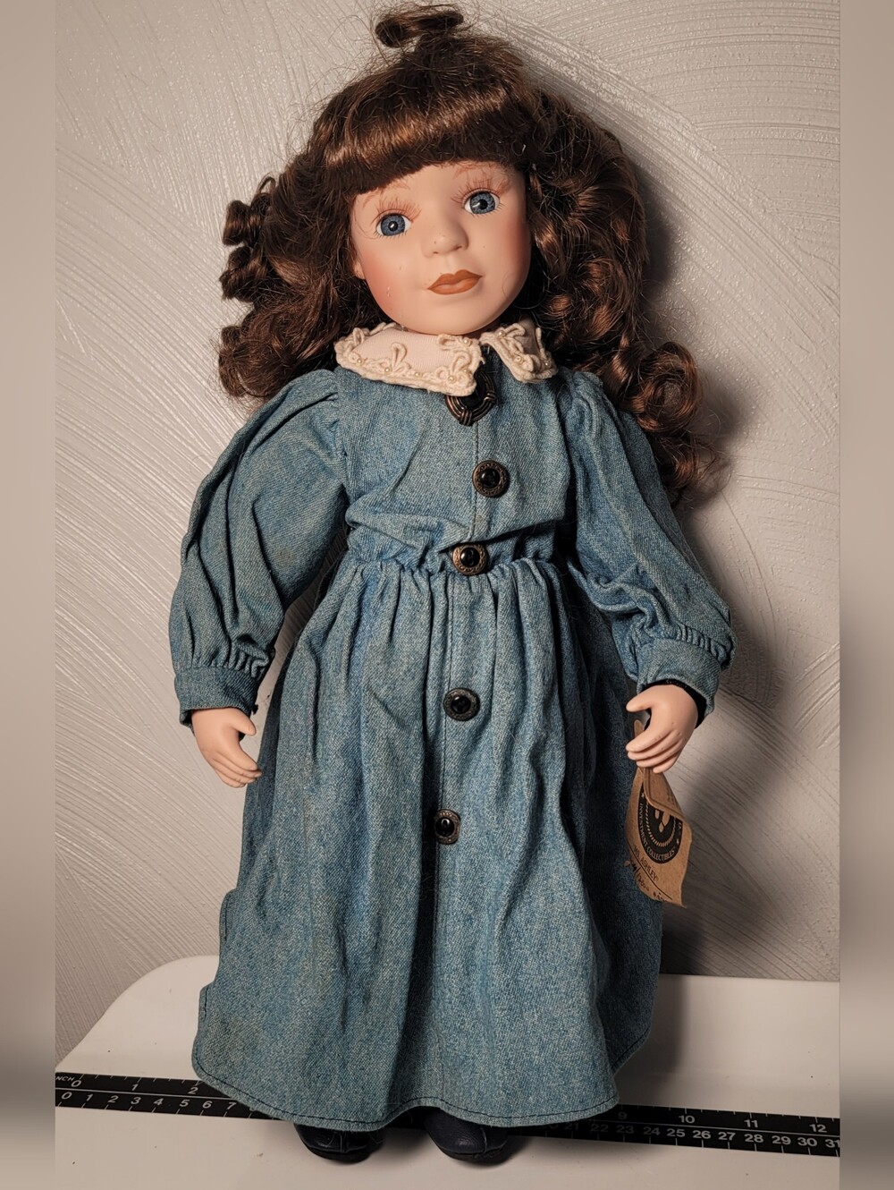 1998 The Boyd's Bear Yesterdays Child Doll Collection - Ashley With Stand